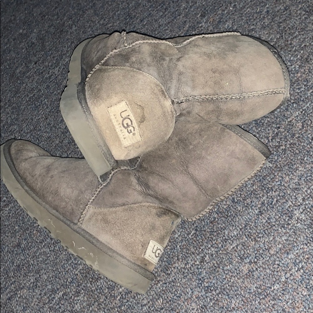 Woman’s 7w ugg